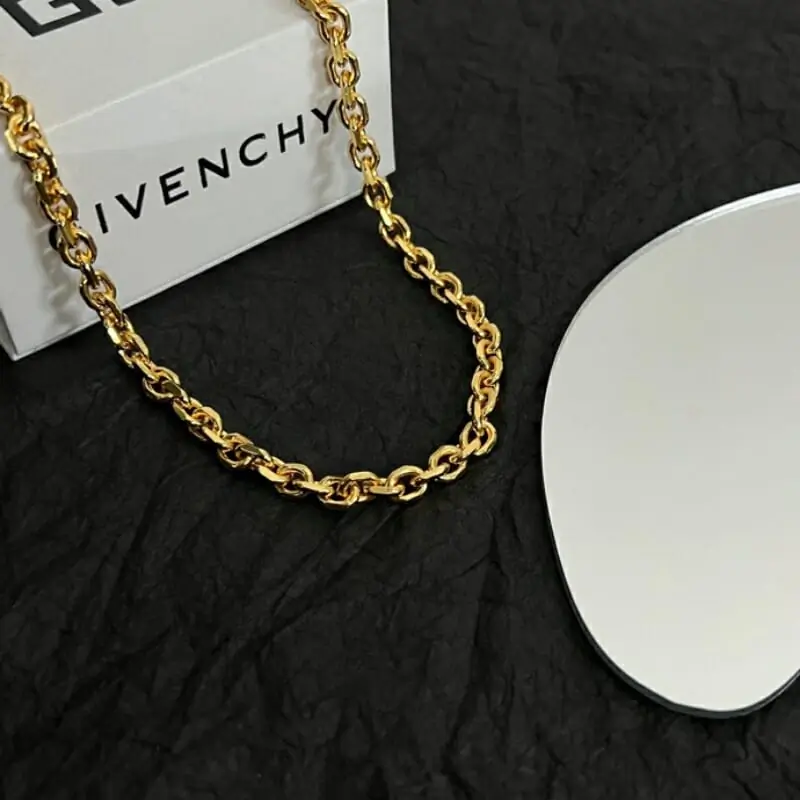 givenchy collier s_123ab0b2